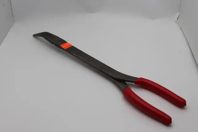 Snap-on 15' Long-Neck 35° Bent Needle Nose Pliers (#44676)
