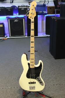 Squier Affinity Series Active Jazz Bass (#44663-2)