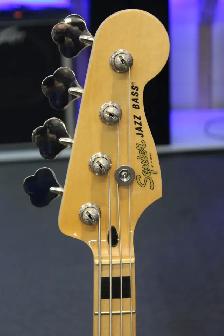 Squier Affinity Series Active Jazz Bass (#44663-2) - Photo 2