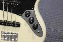 Squier Affinity Series Active Jazz Bass (#44663-2) - Photo 5