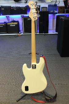 Squier Affinity Series Active Jazz Bass (#44663-2) - Photo 7