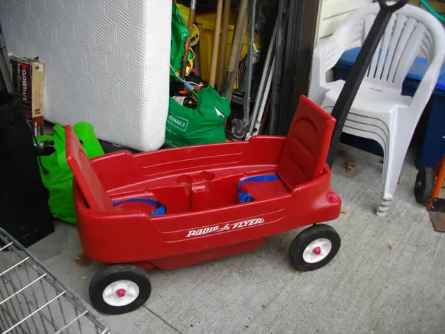 2 SEAT LITTLE RED WAGON WITH SOLID WHEELS AND SEAT BELTS...