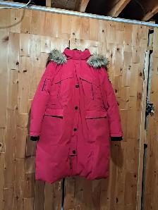Manteau d'hiver pour femmes gr 18 ans rouge 100$ - Photo 5