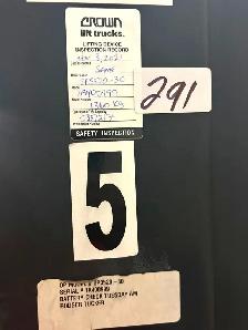 Crown SP3520-30 Order Picker - Unit 5 - 3,000 lb - Liquidation - Photo 9