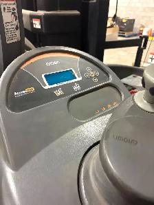 Crown RM6025-45 Reach Truck - 4,500 lb - Liquidation - Photo 7