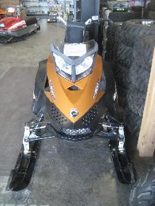 2010 Skidoo 800 Summit Rev-XP NEW TOP END