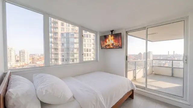 Student Ensuite Room at Europa:Furnished, Pool & Gym,MOVE-IN NOW
