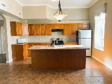 Gorgeous 2 Bedroom Main Floor Apartment $1900 - Photo 2
