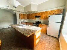 Gorgeous 2 Bedroom Main Floor Apartment $1900 - Photo 3
