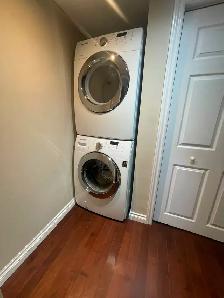 Gorgeous 2 Bedroom Main Floor Apartment $1900 - Photo 9