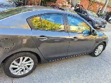 Mazda 3 Sedan - Photo 2