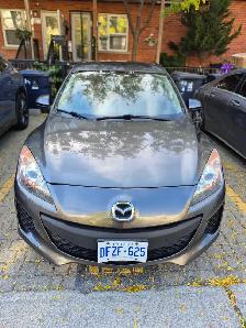 Mazda 3 Sedan - Photo 3