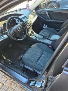 Mazda 3 Sedan - Photo 10
