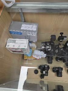 cameras and lenses - Photo 2