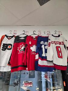 Assortment of jerseys - Photo 3