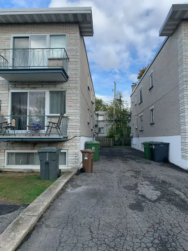 LASALLE – ENTREPOSAGE DE VEHICULE EXTÉRIEUR - HIVER SEULEMENT