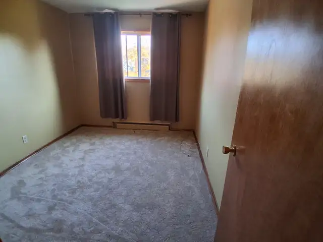 SHARED APARTMENT