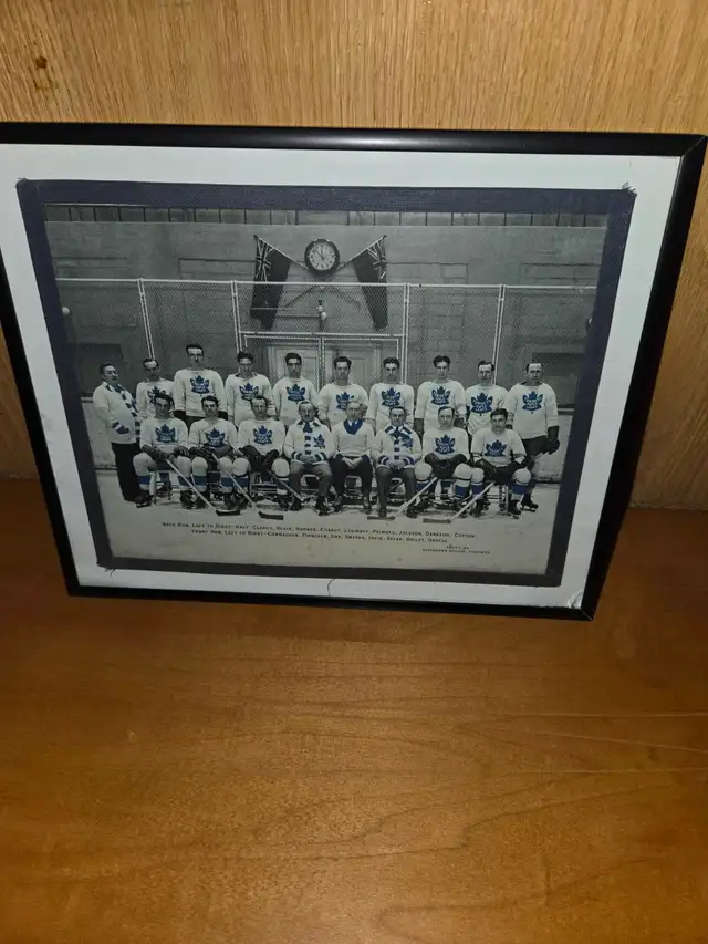 ORIGINAL 6 HOCKEY MEMORABILIA