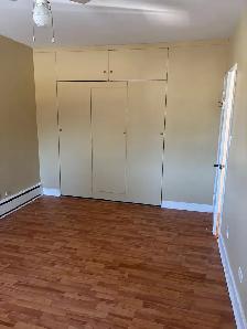 Wanted: Reliable Tenants! - Photo 8