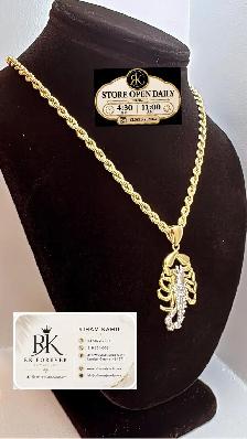 10k yellow gold chain & pendant R72 - Photo 2