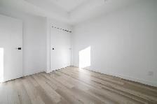 LUXURY 1 Bed Apartment with Balcony in West Broadway! - Photo 7