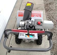 CRAFTSMAN 8 HP 27' GAS SNOW BLOWER - Photo 5