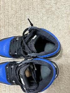 Selling my Air Jordan 1 Retro High OG "Royal Toe" - Photo 7