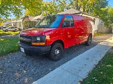 2007 Chevy Express 2500 Series Cargo Van...Low Kms.