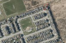 3 bedroom End Unit 2 Storey Townhome with large back yard - Photo 11