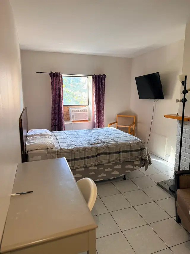 WELL FURNISHED ROOM DOWNTOWN TORONTO