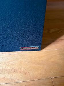 TECHSONICS FLOOR SPEAKERS - Photo 2