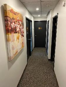 Professional Office Space - Photo 3