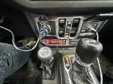 2024 Jeep Wrangler Rubicon - Lifted on 35s, Winch, 58,931 km - Photo 7