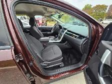 2012 Ford Edge 4dr SE FWD - Photo 9