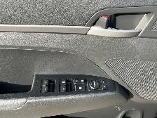 2017 Hyundai Elantra SE 2.0L AUTOMATIC / FINANCING AVAILABLE - Photo 31