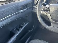 2017 Hyundai Elantra SE 2.0L AUTOMATIC / FINANCING AVAILABLE - Photo 32