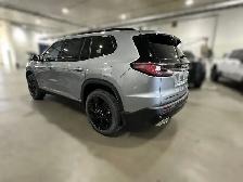 2027 GMC Acadia Elevation - Photo 3