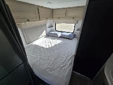 2025 FORD E-350 - Photo 22