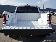 2026 RAM 1500 SPORT | PANO | 20S | 9-SPKR | NAVI | 4X4 | HTD STS - Photo 10