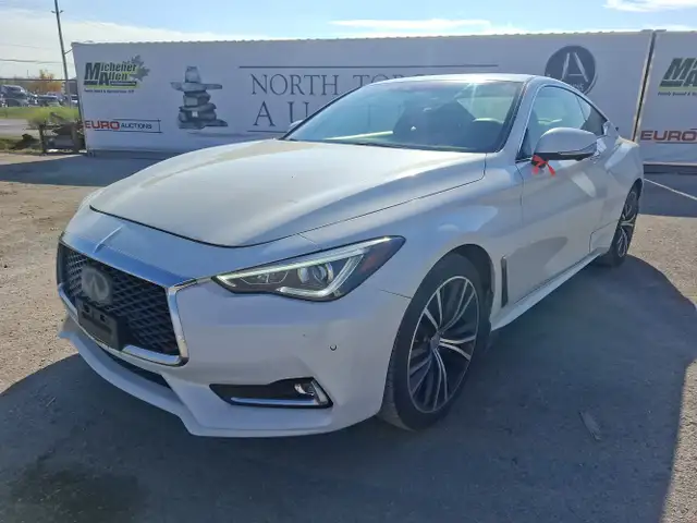 2017 INFINITI Q60