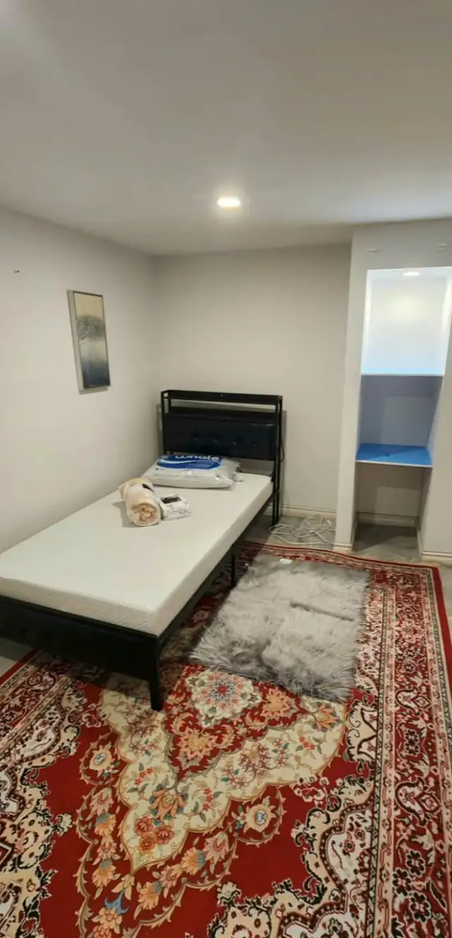 Basement room for rent $850
