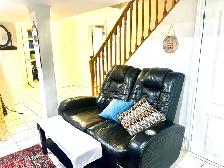 Beautiful Furnished Bedroom Basement Apartment Near Square one - Photo 3