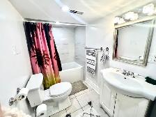 Beautiful Furnished Bedroom Basement Apartment Near Square one - Photo 6