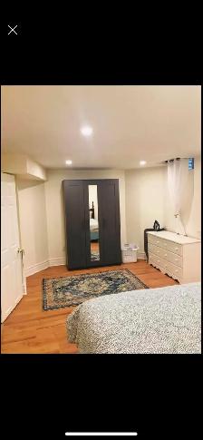 Beautiful Furnished Bedroom Basement Apartment Near Square one - Photo 9