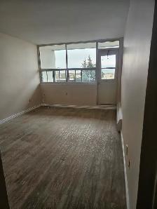 Junior apartment available at Tiara across from East Gate Square - Photo 2