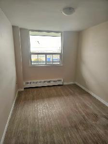 Junior apartment available at Tiara across from East Gate Square - Photo 7