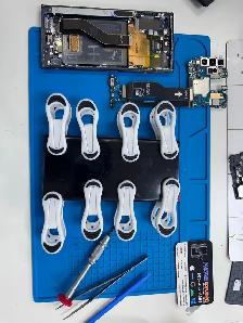 Phone Won't Turn On? Water Damage & Data Recovery, Courtice - Photo 4