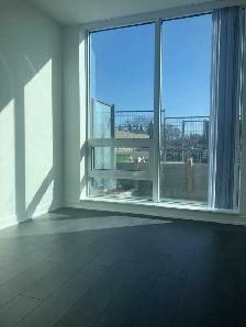 Spacious 2 BHK  Den 2 Bath with Private Garden Space - Photo 8