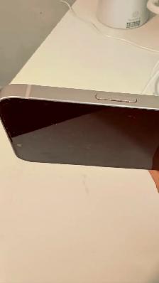 Apple iPhone 13 $200 - Photo 8