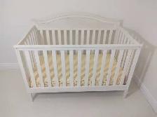 Baby Crib - Photo 2